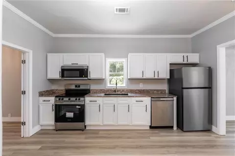 Kitchen - 2663 Hayles St, Mobile, AL 36607 photo 1 of 1