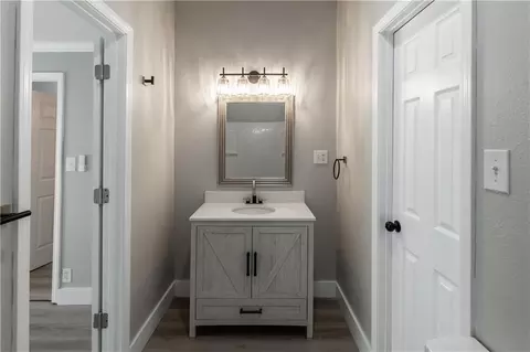 Entry Way - 2663 Hayles St, Mobile, AL 36607 photo 4 of 4