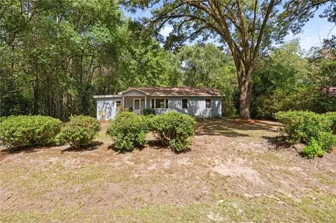 Exterior - 2566 Riverside Dr, Mobile, AL 36605 photo 2 of 13