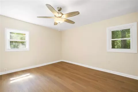 Bedroom - 2566 Riverside Dr, Mobile, AL 36605 photo 2 of 8