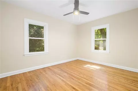 Bedroom - 2566 Riverside Dr, Mobile, AL 36605 photo 5 of 8