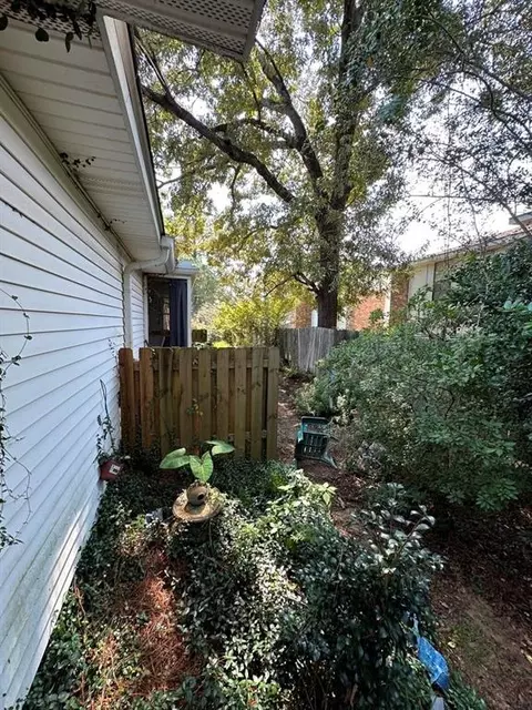 Exterior - 1258 Sutton Ct #10, Mobile, AL 36609 photo 4 of 5
