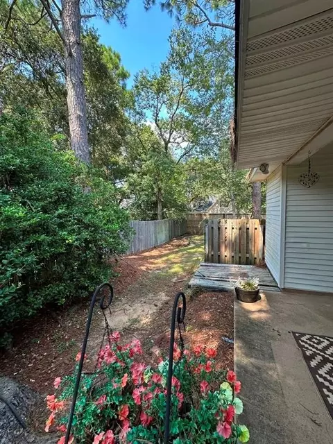 Exterior - 1258 Sutton Ct #10, Mobile, AL 36609 photo 3 of 5