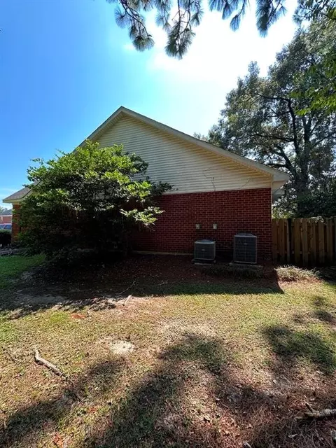 Exterior - 1258 Sutton Ct #10, Mobile, AL 36609 photo 1 of 5