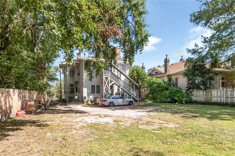 Exterior - 1323 Dauphin St, Mobile, AL 36604 photo 10 of 11