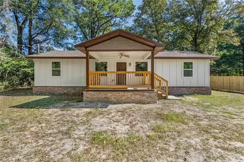 14900 Moffett Rd, Wilmer, AL 36587