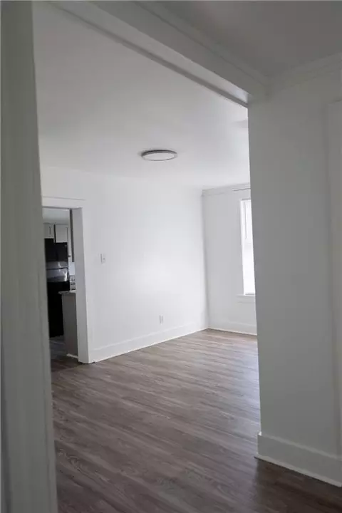 Living - 609 Wisconsin Ave, Mobile, AL 36604 photo 1 of 3