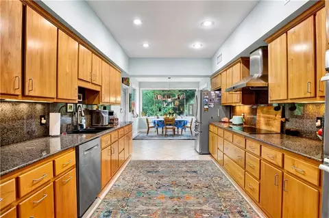 Kitchen - 809 Bernard Cir, Mobile, AL 36693 photo 4 of 4