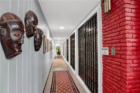 Entry Way - 809 Bernard Cir, Mobile, AL 36693 photo 3 of 8