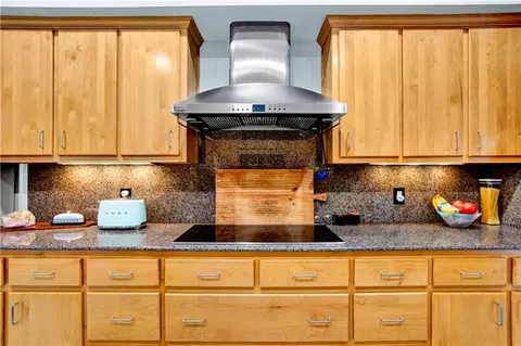 Kitchen - 809 Bernard Cir, Mobile, AL 36693 photo 3 of 4