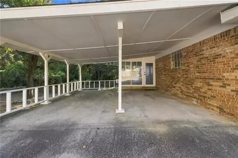 Exterior - 6000 Howells Ferry Rd, Mobile, AL 36618 photo 4 of 7