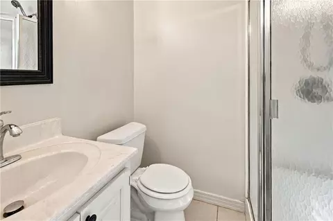 Bath - 6000 Howells Ferry Rd, Mobile, AL 36618 photo 2 of 2