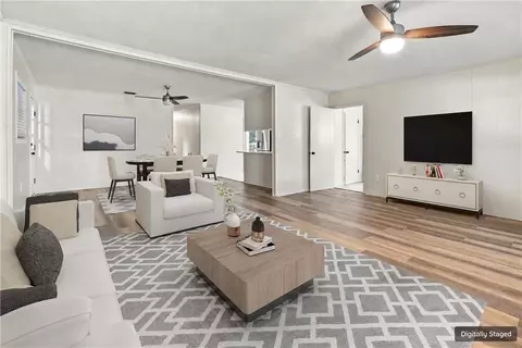 Living - 6000 Howells Ferry Rd, Mobile, AL 36618 photo 1 of 8