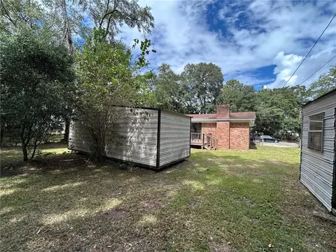 Exterior - 2355 Wagner St, Mobile, AL 36617 photo 6 of 11
