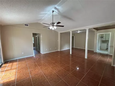 Living - 2355 Wagner St, Mobile, AL 36617 photo 9 of 10