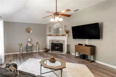 Living - 1821 Princeton Woods Dr W, Mobile, AL 36618 photo 4 of 4