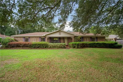 19 Bethel Forest Dr N, Saraland, AL 36571