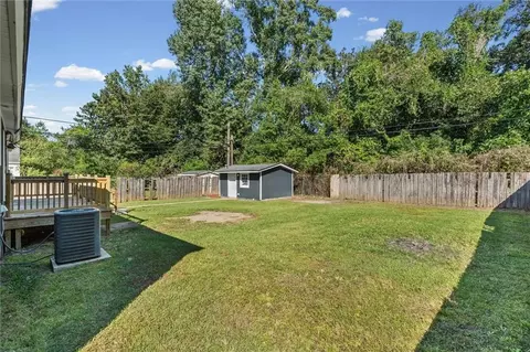 Exterior - 204 Border Dr E, Mobile, AL 36608 photo 5 of 5