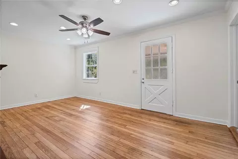 Living - 204 Border Dr E, Mobile, AL 36608 photo 1 of 4