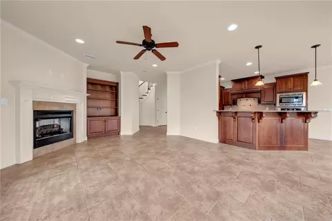 Living - 11352 Elysian Cir, Daphne, AL 36526 photo 2 of 9
