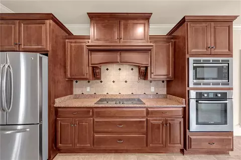 Kitchen - 11352 Elysian Cir, Daphne, AL 36526 photo 2 of 5