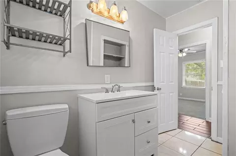 Bath - 2204 David Dr, Mobile, AL 36605 photo 1 of 2