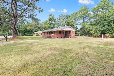 Exterior - 2204 David Dr, Mobile, AL 36605 photo 1 of 5
