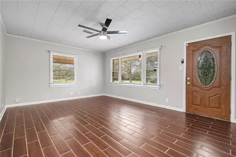 Living - 2204 David Dr, Mobile, AL 36605 photo 2 of 3