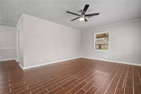 Living - 2204 David Dr, Mobile, AL 36605 photo 1 of 3