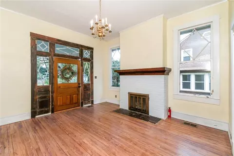 Living - 155 Monterey St S, Mobile, AL 36604 photo 1 of 6