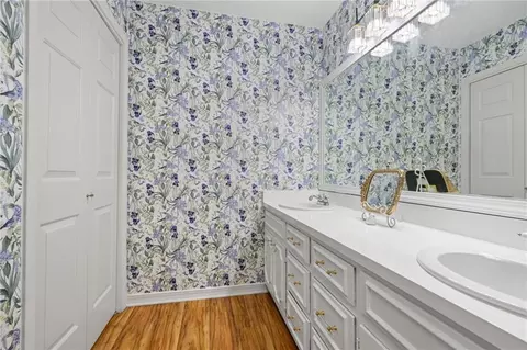 Bath - 5575 Mccrary Rd, Semmes, AL 36575 photo 3 of 7