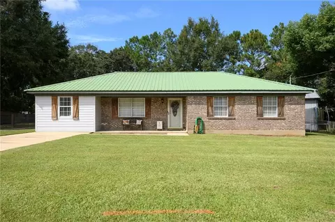 12420 Wynn Dr N, Grand Bay, AL 36541