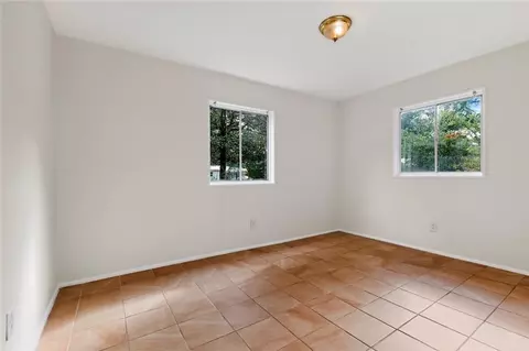 Bedroom - 4150 Palmdale Dr, Mobile, AL 36609 photo 3 of 4