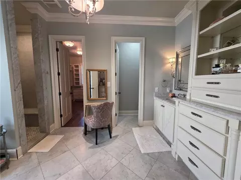 Bath - 114 Hillwood Rd, Mobile, AL 36608 photo 7 of 9
