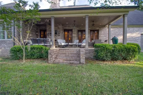 Exterior - 114 Hillwood Rd, Mobile, AL 36608 photo 7 of 9