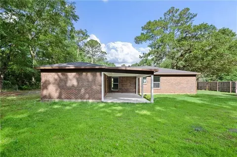 Exterior - 3613 Kent Rd, Mobile, AL 36605 photo 4 of 6