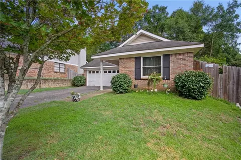 Exterior - 5724 Green Tree Rd, Mobile, AL 36609 photo 2 of 4