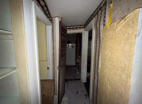 Entry Way - 1165 Persimmon St, Mobile, AL 36603 photo 2 of 2