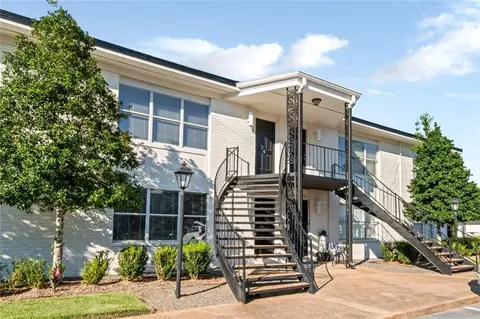 Other - 4009 Old Shell Rd #B5, Mobile, AL 36608 photo 2 of 6