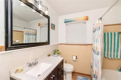 Bath - 6716 Three Notch Rd, Mobile, AL 36619 photo 1 of 3