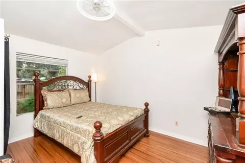 Bedroom - 6716 Three Notch Rd, Mobile, AL 36619 photo 2 of 7