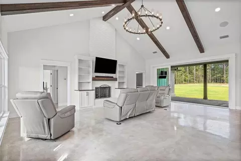 Living - 100 Creax Rd, Axis, AL 36505 photo 2 of 2