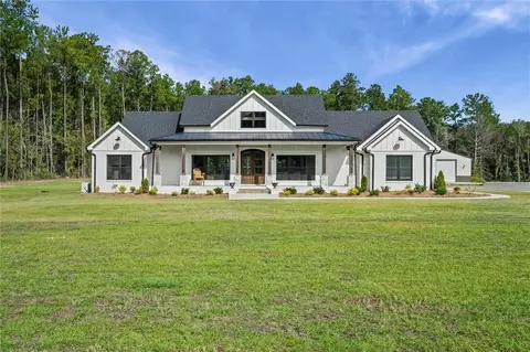 Exterior - 100 Creax Rd, Axis, AL 36505 photo 7 of 9
