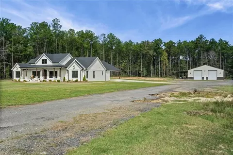 Exterior - 100 Creax Rd, Axis, AL 36505 photo 8 of 9