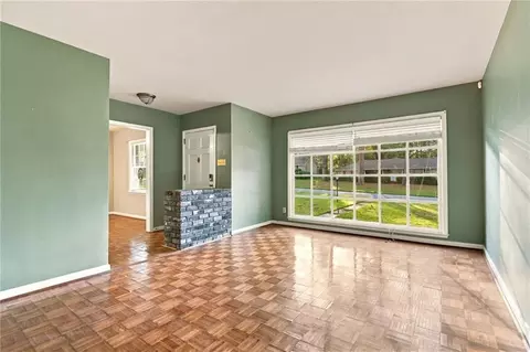 Living - 1108 Locarno St, Mobile, AL 36608 photo 1 of 8