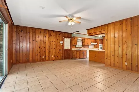Living - 1108 Locarno St, Mobile, AL 36608 photo 7 of 8