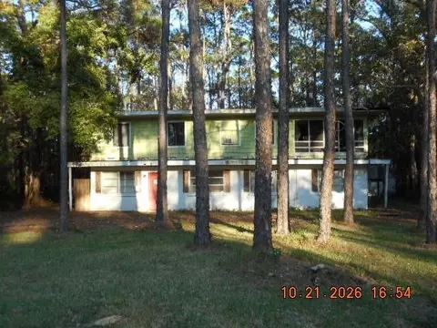 148 Narvaez St, Dauphin Island, AL 36528