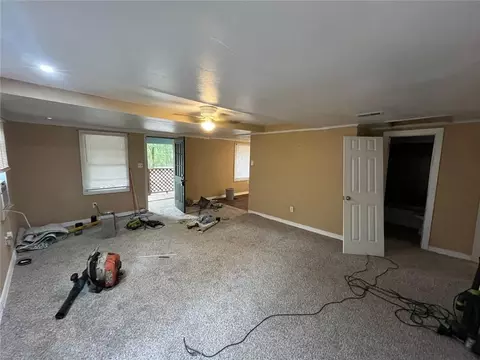 Living - 102 5th Ave, Chickasaw, AL 36611 photo 3 of 4