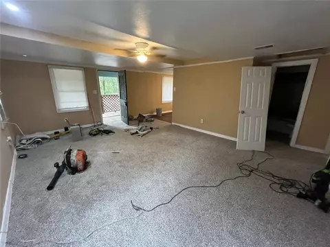 Living - 102 5th Ave, Chickasaw, AL 36611 photo 4 of 4