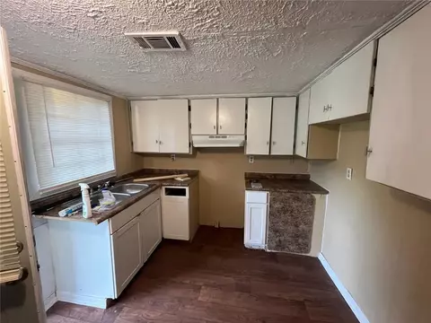 Kitchen - 102 5th Ave, Chickasaw, AL 36611 photo 1 of 1